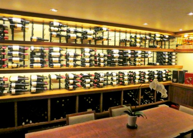 Commercial-Wine Storage Racks Designed by Orange County Experts